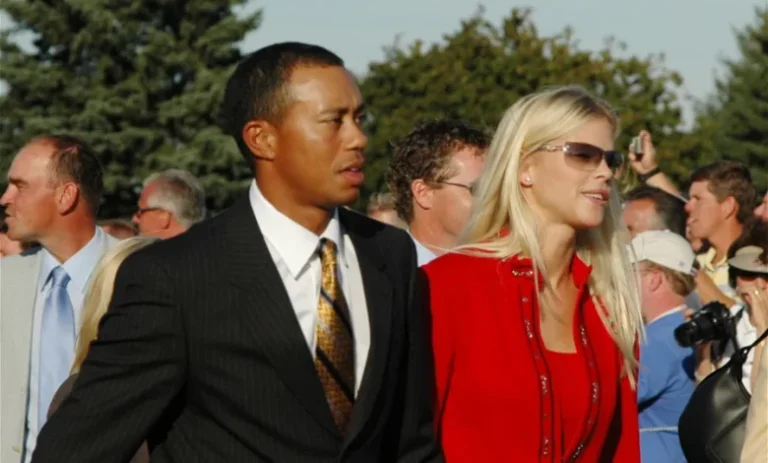 “Together Again: Tiger Woods and Ex-Wife Attend Special Event Arm in Arm”