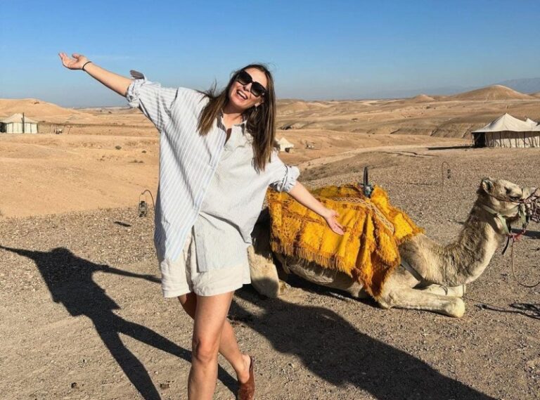 Maria Sharapova Enjoys Vacation in Morocco’s Agafay Desert