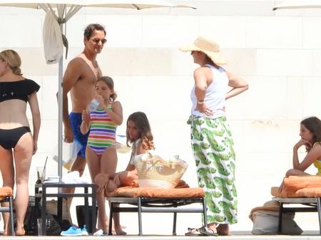 Roger Federer enjoys life in Miami beach with his wife Mirka and kids