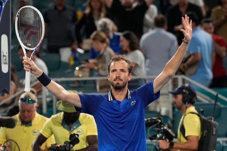 Daniil Medvedev Shocks Tennis World with Bombshell Announcement leaving Fans In  Disbelief