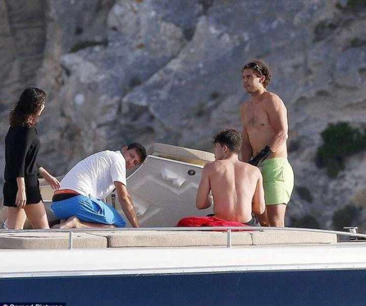 Photos Of Nadal Rafael On A Yatch Cruise With Family And Friends. [PHOTOS]