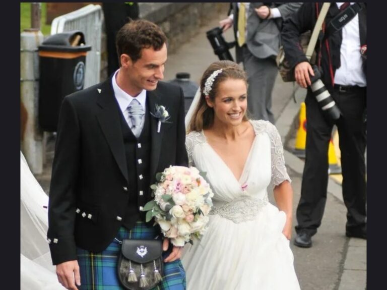 Andy Murray and wife Kim surprised fans by sharing a sweet new image of themselves to mark a special milestone.