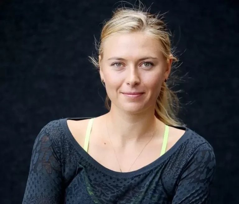 Maria Sharapova spends time with her mother